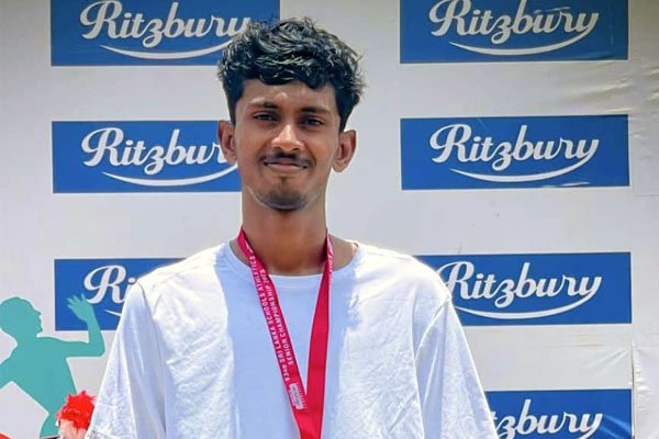 அகில இலங்கை பாடசாலைலளுக்கிடையே நடைபெற்ற தடகள விளையாட்டுப் போட்டி 2025 இல் துஷாந்தன் தங்கப்பதக்கம் பெற்றார்.