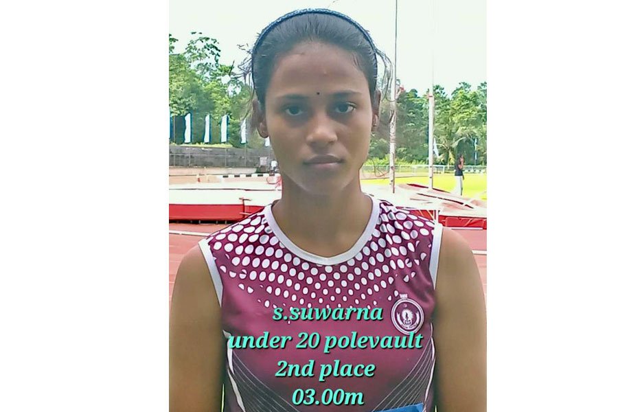 மகாஜனக் கல்லூரி மாணவவி சுகர்ணா கோலூன்றிப்பாய்தலில் இரண்டாமிடம் பெற்றுள்ளார்.