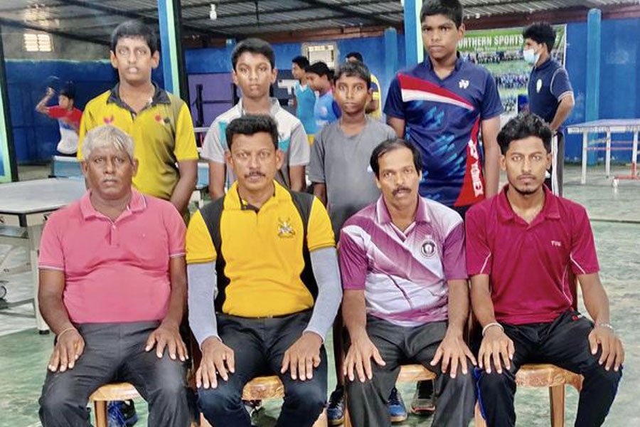 மகாஜனக் கல்லூரி 16 வயது ஆண்கள்,  பெண்கள் அணிகள் மேசைப்பந்தாட்டத்தில் சாம்பியன்