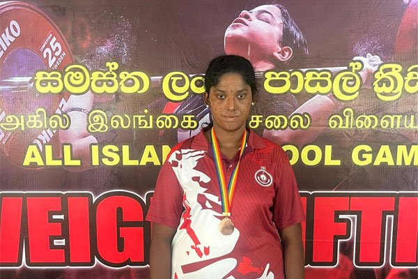 தேசியமட்ட பளுதூக்கல் போட்டியில் மரியஹர்சின் இரண்டாமிடம்