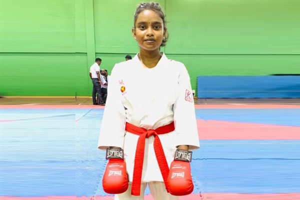 தேசியமட்ட கராத்தேப் போட்டியில் ஐங்கரன் மிஷாயினி தங்கப்பதக்கம்