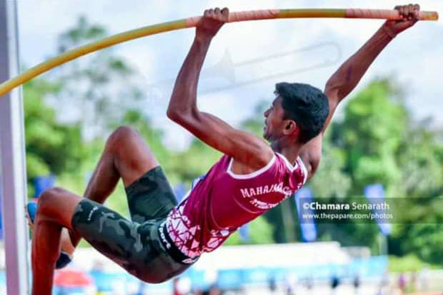 தேசியமட்ட மெய்வல்லுநர் போட்டி 2023 இரண்டாவது பதக்கத்தை பெற்றது மகாஜனக் கல்லூரி.