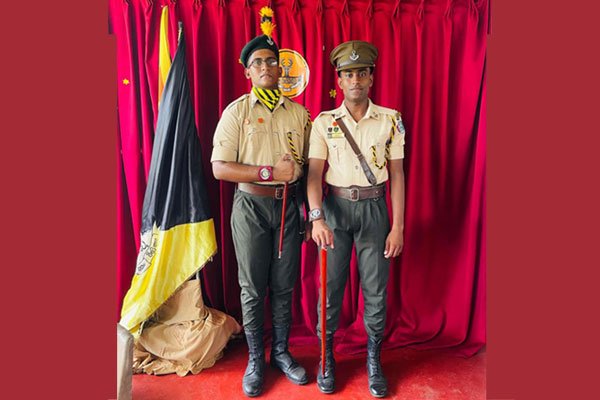 பொலிஸ் மாணவ படையணியின் உத்தியோகத்தர்களாக பதவி உயர்வு